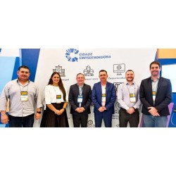 Prefeito Marcos Zanetti participou da XXIII Marcha em Defesa dos Municípios, em Brasília